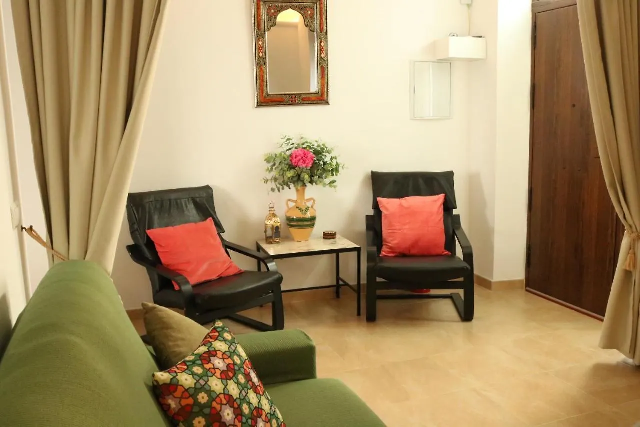 Benalmadena Pueblo - Casa Josefita, Patio With Private Pool-Piscina Privada Y Solarium Villa Holiday home